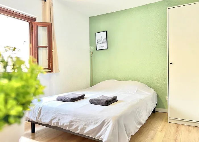 Le Blossac, A 300m Du Centre - Wifi Apartment